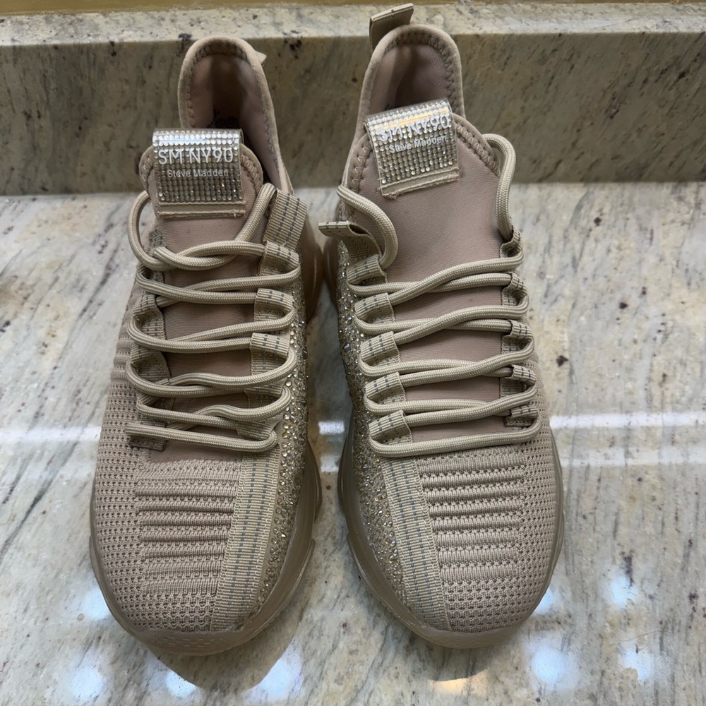 Steve Madden Maxima Sneaker